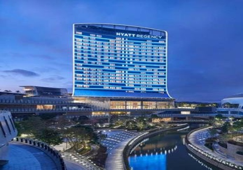 “金陵”携手至尊租车为金陵贵宾会员开创便捷出行新生活