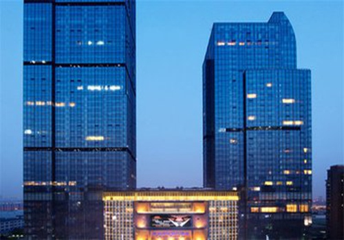 丽思卡尔顿游轮开启首航，高奢酒店纷纷驶向海洋