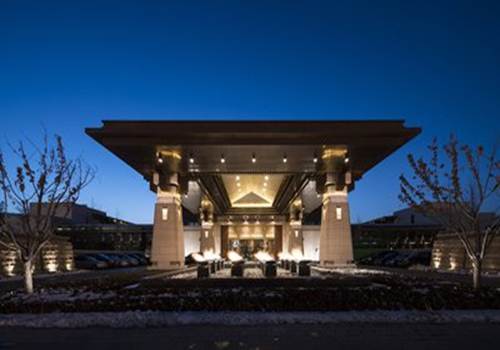 面对疫情，酒店​投资人刘宴斌选择逆流而上